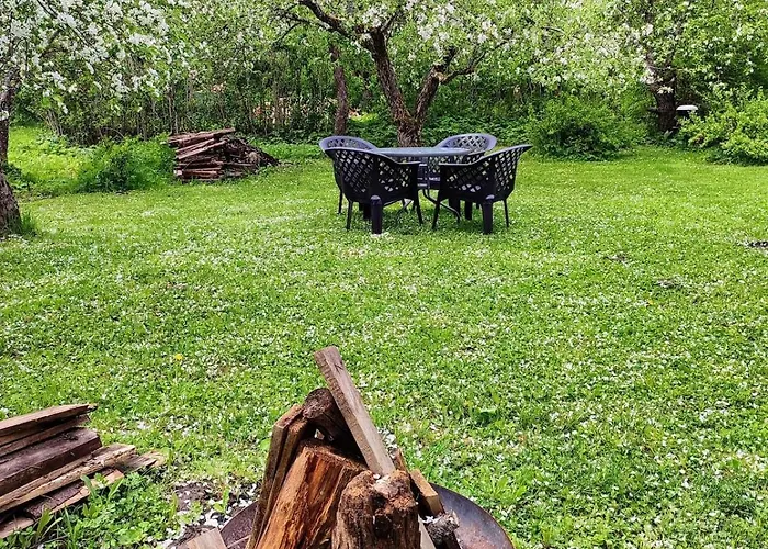 Holiday home Serene Next To Nature Reserve Karde