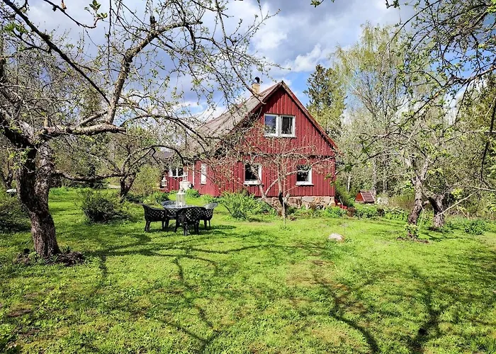 Holiday home Serene Next To Nature Reserve *
